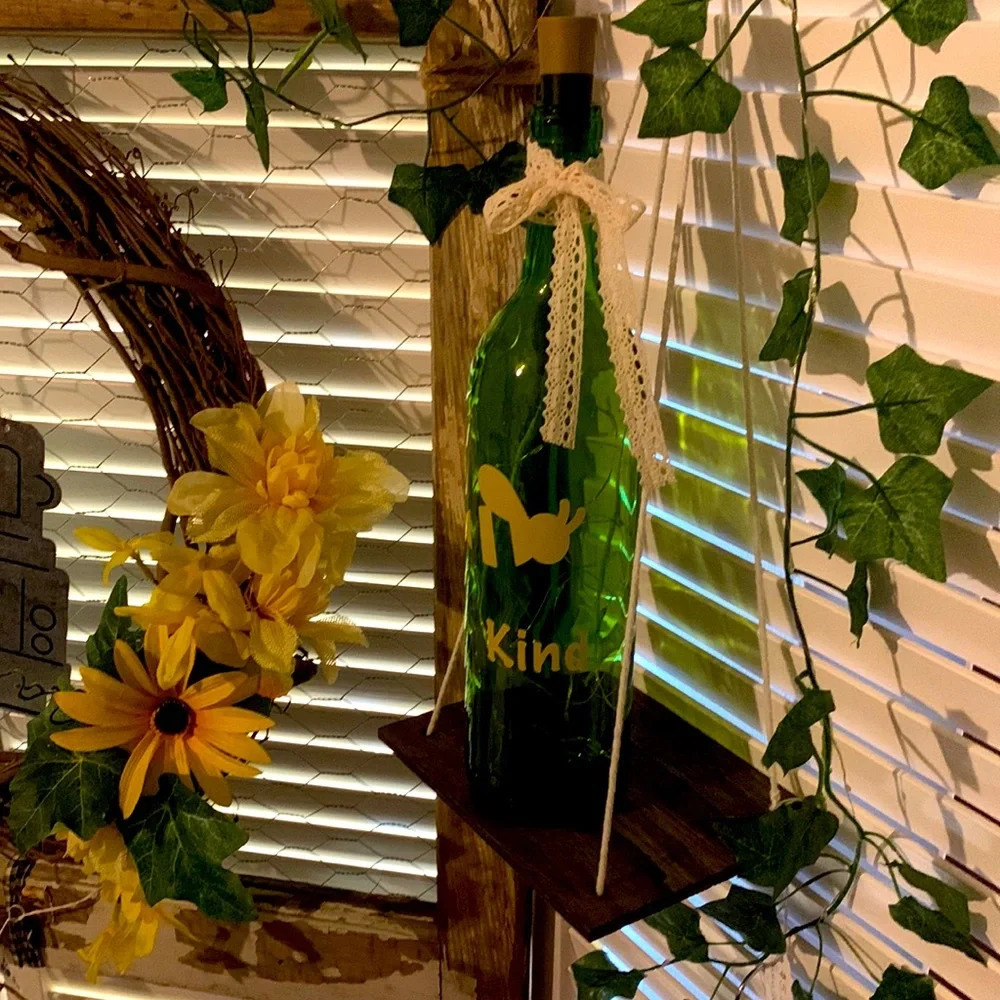 ‘🐝 Kind’ logo wine bottle lantern